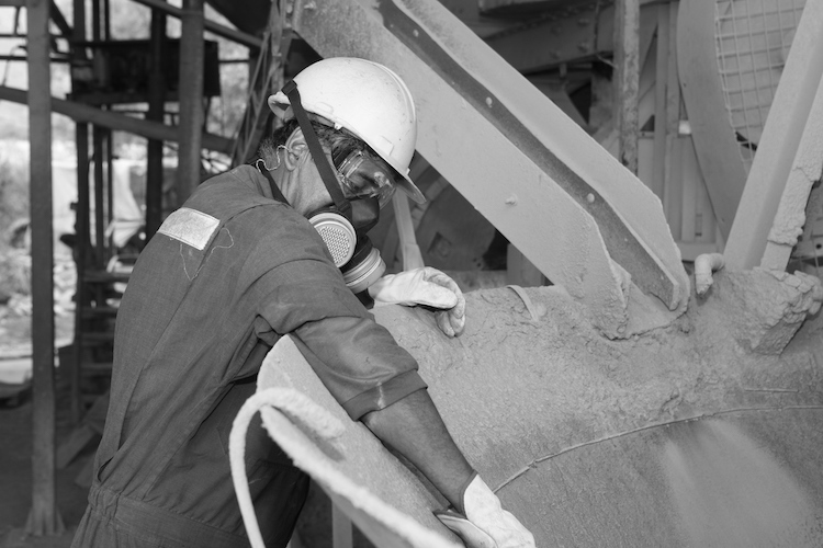 Evaluación del Plan Nacional de Erradicación de la Silicosis. Áreas de Acción: Exposición a Sílice en los Lugares de Trabajo y Vigilancia Ambiental y de Salud en las Empresas