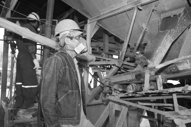 Evaluación del Plan Nacional de Erradicación de la Silicosis. Áreas de Acción: Exposición a Sílice en los Lugares de Trabajo y Vigilancia Ambiental y de Salud en las Empresas